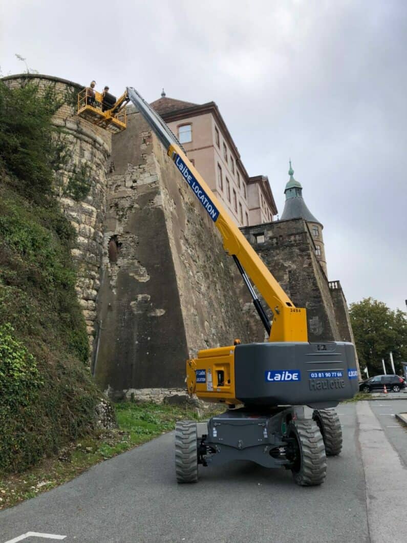 Nacelle_elevatrice_a_bras_HA26RTJPRO