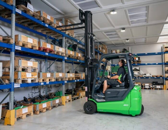 LAIBE - Chariot élévateur électrique(2)